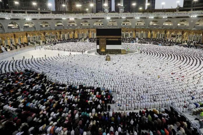 1000 Palestinian families will enjoy the royal Hajj