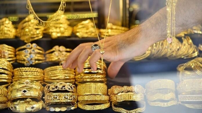 A further increase in gold price by Rs.800 per tola