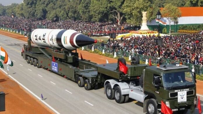 India has more nuclear weapons than Pakistan