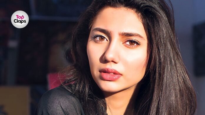 Mahira Khan's Viral Video Grace in White Peshwas