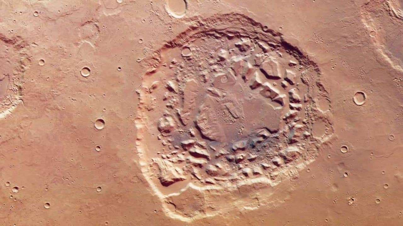 Scientists Find Mysterious Crater on Mars