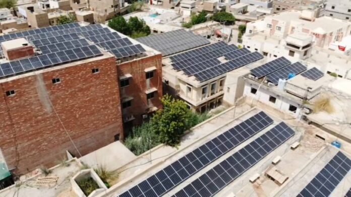 Sindh's Solar Power Initiative Lighting 500k Homes Annually