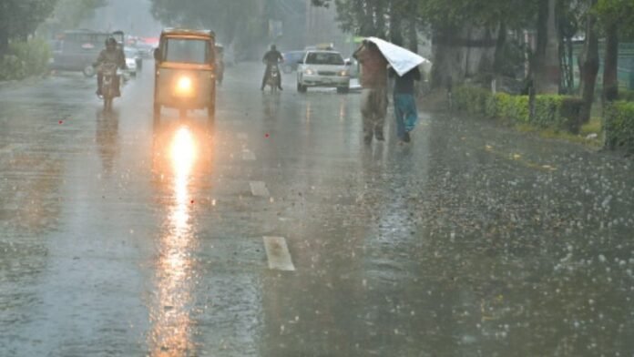 Heavy Rains Break Heat in Punjab, Including Lahore