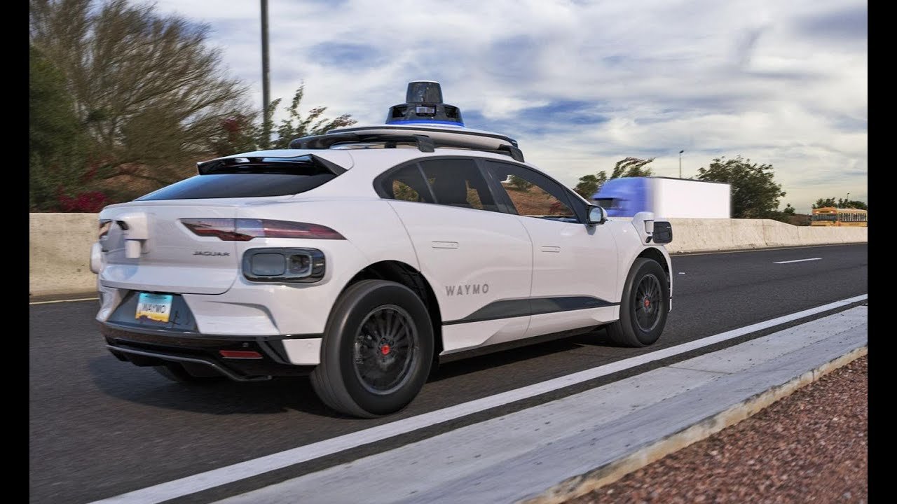 Waymo Robotaxi Pulled Over in Phoenix for Wrong Lane