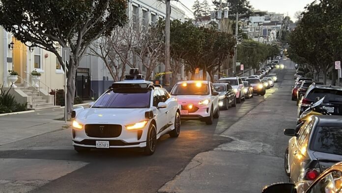 Waymo Robotaxi Pulled Over in Phoenix for Wrong Lane