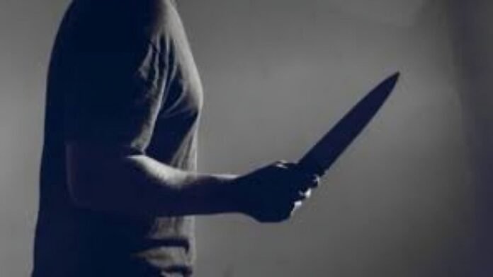 Girl Injures Boyfriend with Knife Over Marriage Refusal