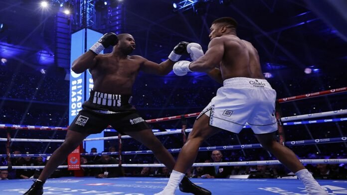 Daniel Dubois Stuns Anthony