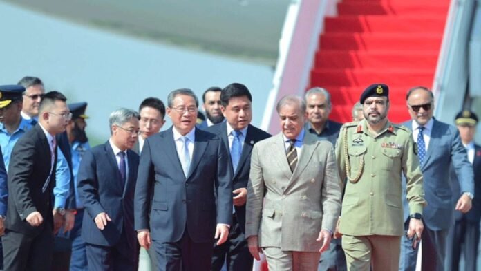 Chinese PM Arrives in Pakistan for SCO Summit Meeting