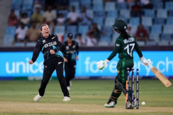 New Zealand Beats Pakistan by 54 Runs